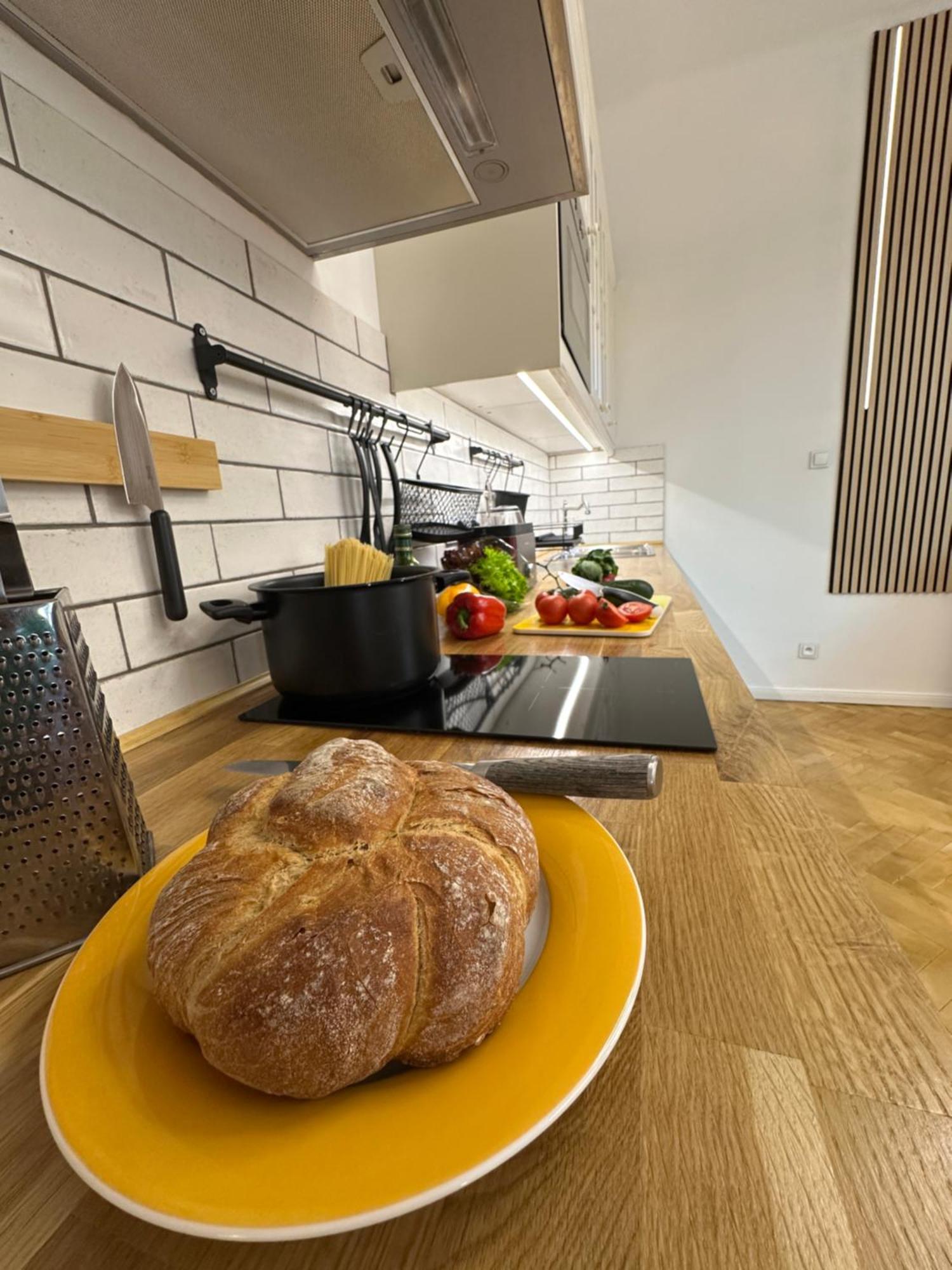 Karlin Oasis 2-Bedroom Apartment Prague Exterior photo